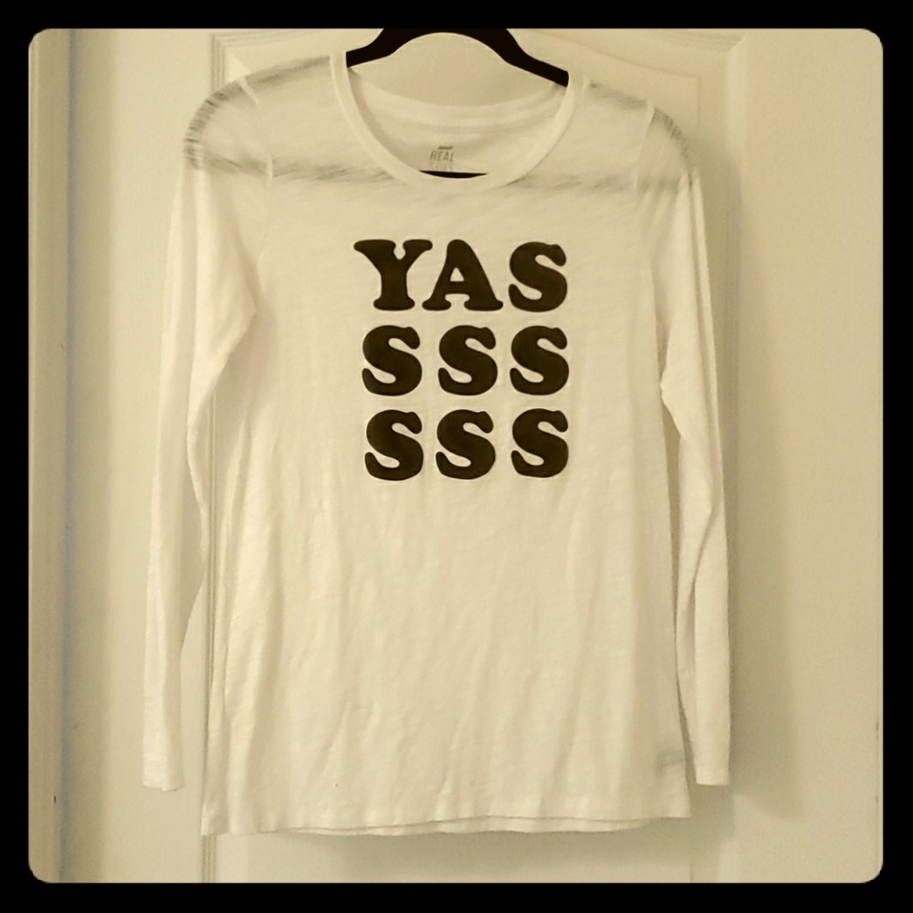 White Yasssssss tee